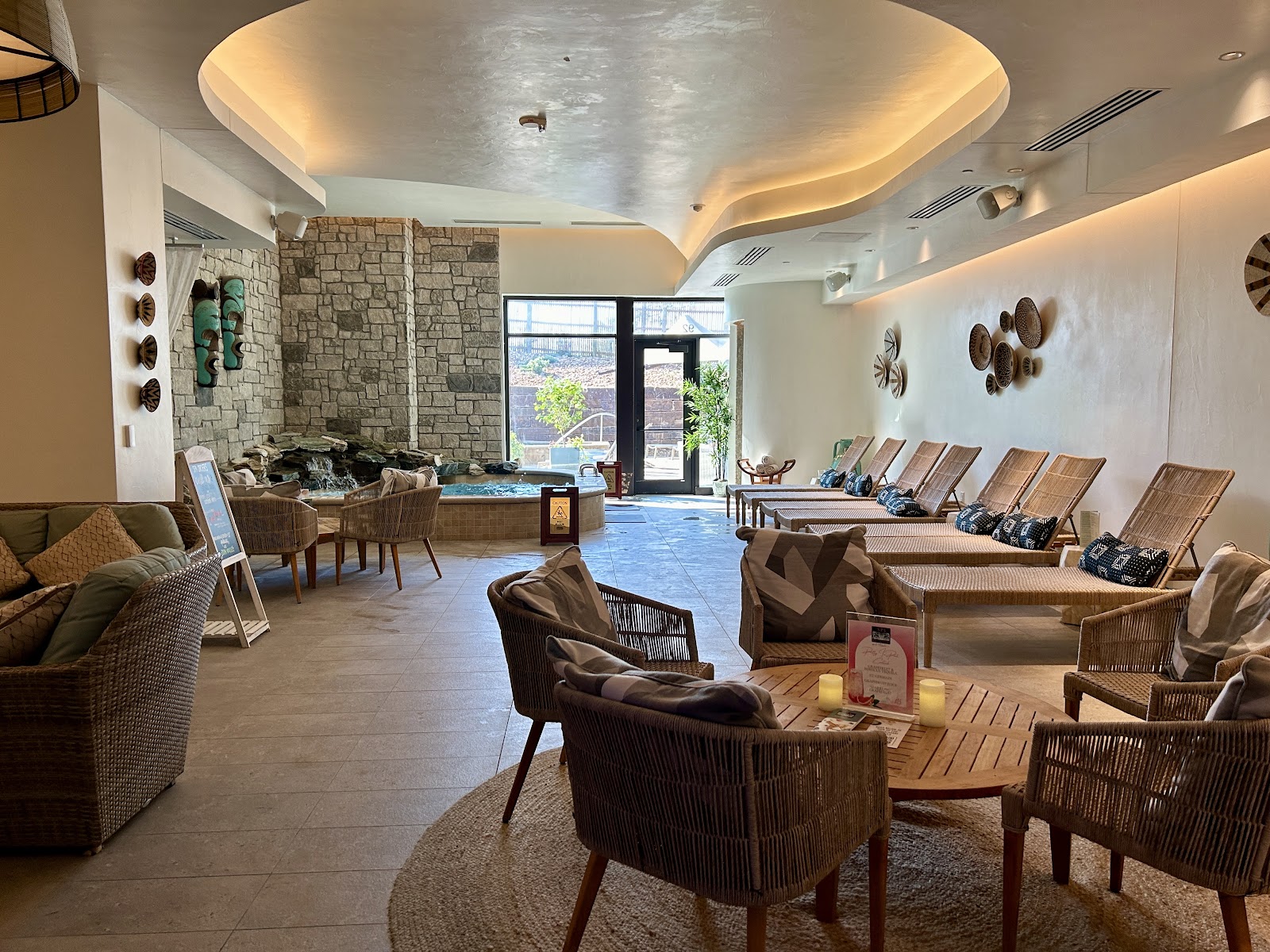 Spa Kalahari & Salon nail photo 4