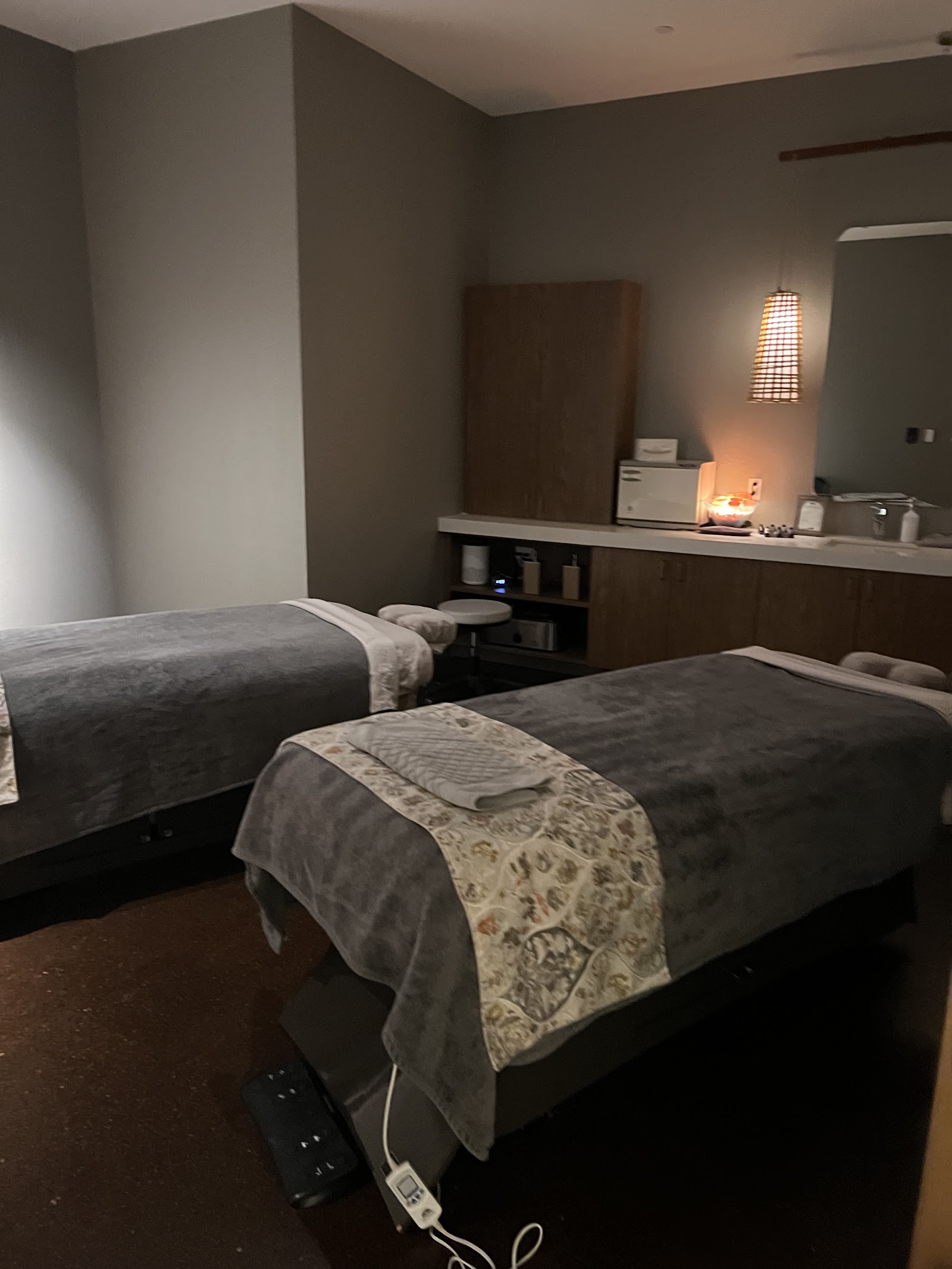 Spa Kalahari & Salon nail photo 8